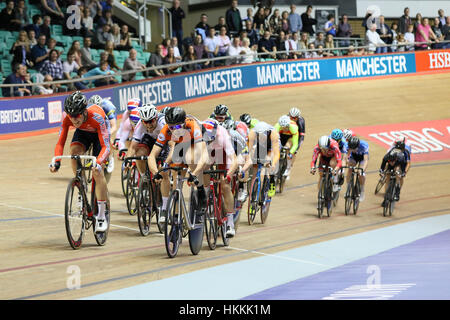 Manchester, UK. 29. Januar 2017. Fahrer konkurrieren in der Mens Scratch-Rennen während 2017 HSBC UK National Track Championships Tag drei im nationalen Cycling Centre, Manchester.  Foto von Dan Cooke. 29. Januar 2017 Kredit: Dan Cooke/Alamy Live-Nachrichten Stockfoto