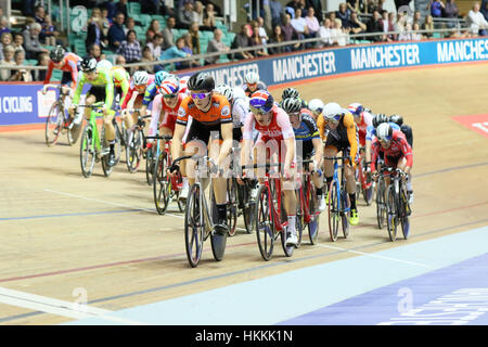 Manchester, UK. 29. Januar 2017. Fahrer konkurrieren in der Mens Scratch-Rennen während 2017 HSBC UK National Track Championships Tag drei im nationalen Cycling Centre, Manchester.  Foto von Dan Cooke. 29. Januar 2017 Kredit: Dan Cooke/Alamy Live-Nachrichten Stockfoto