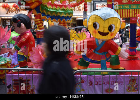 Shaftsbury Avenue, London, UK. 29. Januar 2017. Schwimmt auf der Shaftesbury Avenue für das Jahr des Hahnes. Bildnachweis: Matthew Chattle/Alamy Live-Nachrichten Stockfoto