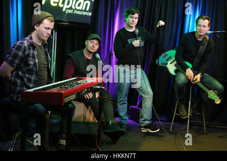 Bala Cynwyd, USA. 27. Januar 2017. Lukas Graham besuchen Q102 in Bala Cynwyd, Pennsylvania, einige Songs zu spielen. Bildnachweis: Sterne-Shooter/Medien Punch/Alamy Live-Nachrichten Stockfoto