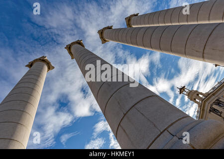 Katalanischen Symbole vier starke Säule auf dem Montjuic Hügel in Barcelona Spanien, 25. November 2016 Stockfoto