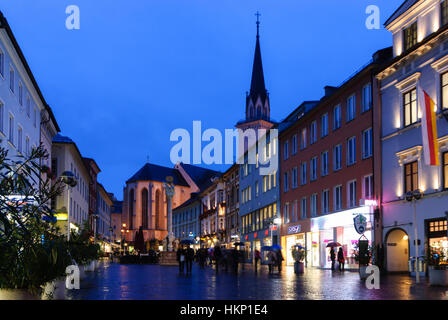 Villach: Hauptplatz (Hauptplatz), Kirche St. Jakob, Kärnten, Kärnten, Österreich Stockfoto