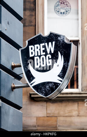 Melden Sie sich für die Brauerei Brew Dog in einem Pub in Newcatle. Stockfoto