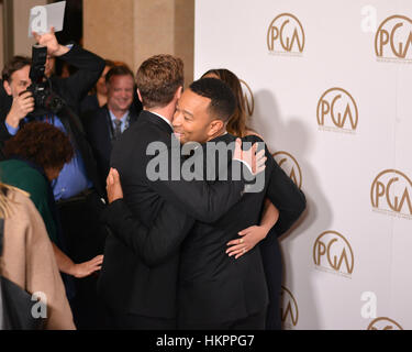 Justin Timberlake, Chrissy Teigen und John Legend kommt bei der 28. Annual Hersteller Guild Awards im The Beverly Hilton Hotel in Beverly Hills, Kalifornien im 28. Januar 2017. Stockfoto