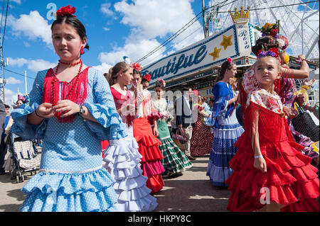 Der Sevilla-Messe (offiziell Feria de Abril de Sevilla, Sevilla April Fair) findet in der andalusischen Hauptstadt Sevilla. Stockfoto