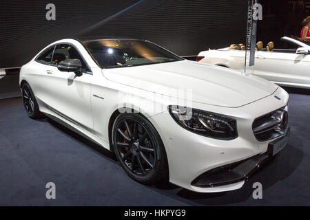 AMSTERDAM - 16. April 2015: Mercedes-Benz S-Klasse Coupé 2014 auf der AutoRAI 2015. Stockfoto