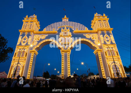 Der Sevilla-Messe (offiziell Feria de Abril de Sevilla, Sevilla April Fair) findet in der andalusischen Hauptstadt Sevilla. Stockfoto