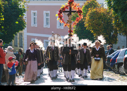 Spitz an der Donau: Festzug zum Erntedankfest, Wachau, Niederösterreich, Niederösterreich, Österreich Stockfoto