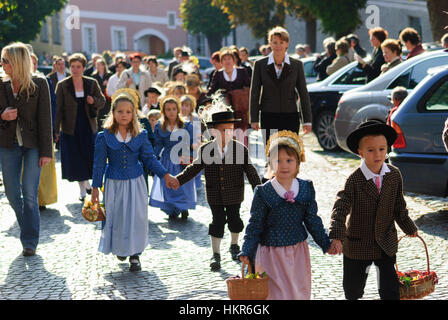 Spitz an der Donau: Festzug zum Erntedankfest, Wachau, Niederösterreich, Niederösterreich, Österreich Stockfoto