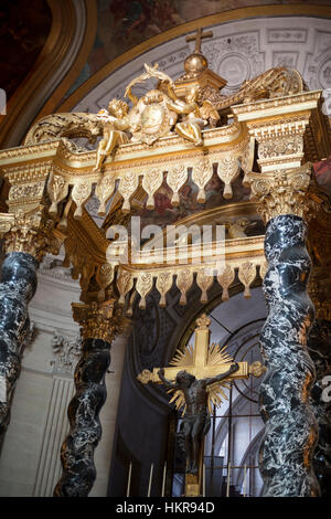 Detail des Altars, Dôme des Invalides (ursprünglich Chapelle Royale), Paris, Frankreich Stockfoto