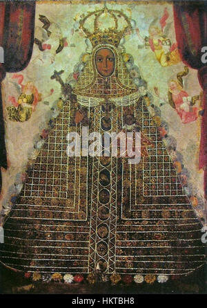 Dieses Gemälde aus der Tradition der Escola Cusquenha zeigt Nossa Senhora de Guadalupe und zeigt die Verschmelzung indigener und europäischer künstlerischer Einflüsse im 17. Jahrhundert. Das Kunstwerk zeichnet sich durch leuchtende Farben und komplizierte Details aus. Stockfoto