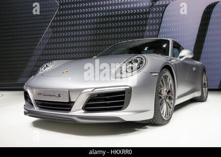 FRANKFURT, GERMANY - SEP 16, 2015: Neue 2016 Porsche 911 Carrera S auf der IAA 2015 vorgestellt. Stockfoto