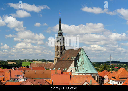 Blick vom Reichenturm auf Dächer der Altstadt mit St.-Petri Dom, Bautzen, Sachsen, Deutschland Stockfoto