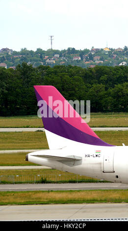 Airbus A 320 232 von Wizz Air in Ferenc Listz internationalen Flughafen Budapest Ungarn Stockfoto