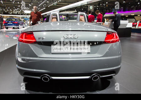 Brüssel - 12. Januar 2016: Audi TT Roadster auf dem Display auf dem Brüsseler Autosalon. Stockfoto