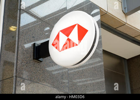 HSBC Bank Logo außen branch Stockfoto