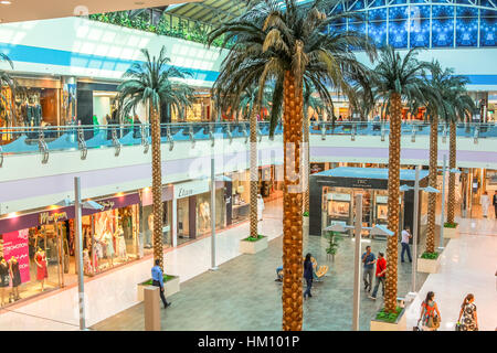 Marina Mall Vereinigte Arabische Emirate Stockfoto