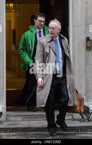 London, UK. 31. Januar 2017. Myron Ebell, die umstrittene Änderung Klimaskeptiker und Berater von Präsident Donald Trump, sein Übergangsteam für die Environmental Protection Agency (EPA) bis zu seiner letzten Amtseinführung führte, verlässt 10 Downing Street, nach einem treffen. Bildnachweis: Mark Kerrison/Alamy Live-Nachrichten Stockfoto