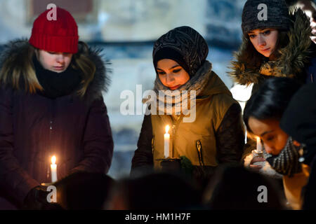 Mahnwache zur Unterstützung von Montreal Moschee der Opfer wurde an der Universität von Toronto University College statt Stockfoto