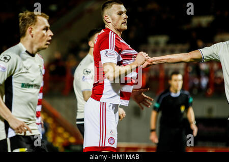 Hamilton, Schottland. 31. Januar 2017. Action-Szenen aus dem SPFL Liga-Spiel zwischen Hamilton Academicals Vs Inverness Caledonian Thistle im neuen Douglas Park. Bildnachweis: Colin Poultney/Alamy Live-Nachrichten Stockfoto