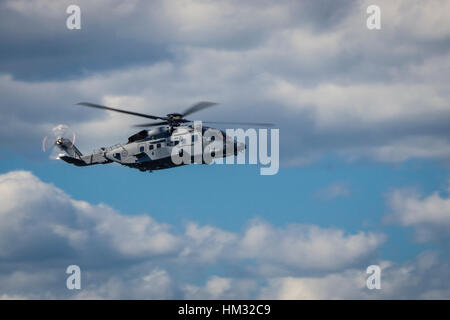 Die Royal Canadian Air Force CH-148 Cyclone ist eine militarisierte Version des Sikorskys S-92 Hubschrauber. Es wird von RCN Schiffen fliegen. Stockfoto