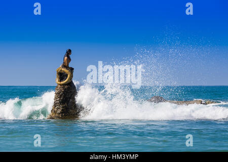 Meerjungfrau-Statue von Ngapali Beach in der Nähe von Thandwe im Rakhine-Staat in Myanmar (Burma) Stockfoto