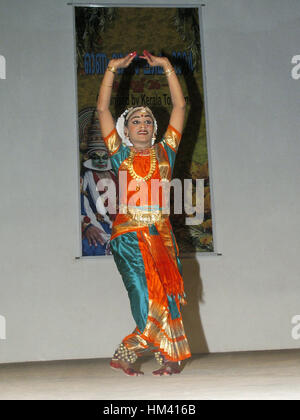 Bharata Natyam Performer während Onam Festival, Trivandrum, Kerala, Indien Stockfoto