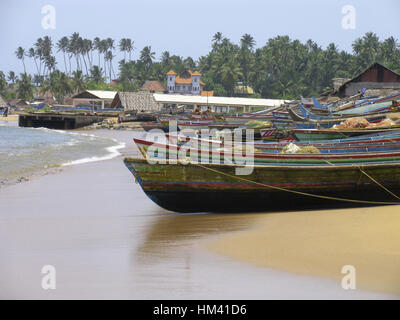 Angelboote/Fischerboote, Trivandrum Beach, Kerala, Indien Stockfoto