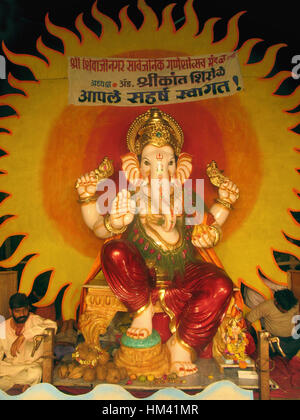 Statue von Lord Ganesh verehrt in Maharashtra während Ganesh Festival. Stockfoto