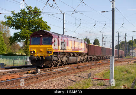 66050 Richtung Norden mündet an Shepreth Zweig Kreuzung mit Stein. 11. Mai 2009. Stockfoto