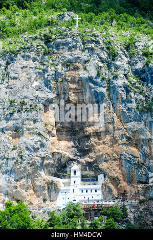 Ostrog Kloster in der Nähe von Danilovgrad auf Montenegro Stockfoto