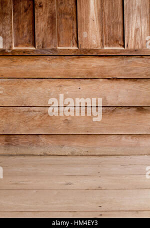 Dimensionalen Raum mit einem Holz getäfelte Wand und Fußboden aus Holz. Stockfoto