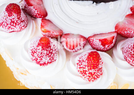 Erdbeer-Eis-Kuchen Stockfoto