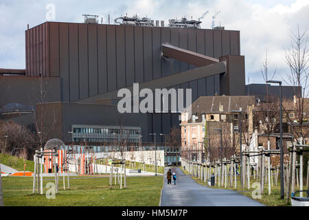 Neue Grüngürtel Duisburg-Nord, Parken in Duisburg-Bruckhausen, Deutschland, Ruhrgebiet, einen neuen Park entlang der ThyssenKrupp-Stahlwerk, wo in früheren Zeiten s Stockfoto