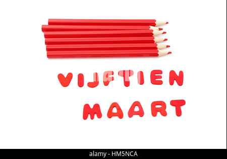 Rote Stifte und die Worte Vijftien Maart legen d. h. 15 März in niederländischer Sprache dem Tag nehmen die Wahlen in den Niederlanden Stockfoto