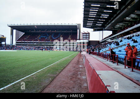 Villa Park, Heimat von Aston Villa FC (Birmingham), abgebildet im Januar 1996 Stockfoto