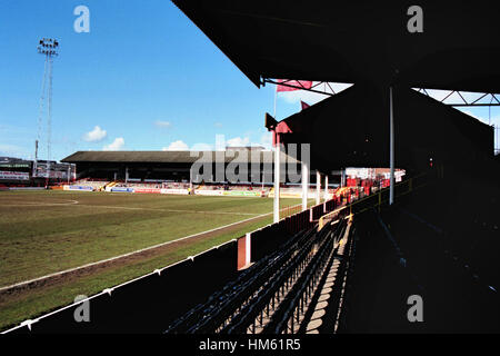 Millmoor, Heimat von Rotherham United FC (South Yorkshire), abgebildet im März 1995 Stockfoto