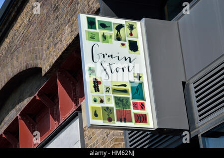 Der Getreidespeicher Restaurant und Bar im Granary Square, King Cross, London, UK. Stockfoto