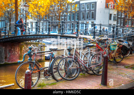 Traditionellen Altbauten in Amsterdam, Niederlande Stockfoto