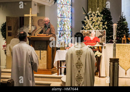 Zsa Zsa Gabor in intimen Beverly Hills Beerdigung bei guter Hirte katholische Kirche Featuring bestattet: Prinz Frederic von Anhalt, Prinz Frederic von Anhalt, Fürst von Anhalt, Prinz von Anhalt wo: Los Angeles, California, Vereinigte Staaten von Amerika bei: Kredit-30. Dezember 2016: Frank Fastner/WENN.com Stockfoto