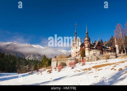 Schloss Peles, Sinaia, Rumänien. Winter-Szene Stockfoto