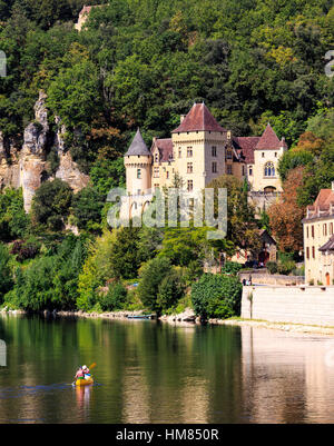 Kanufahren auf dem Fluss Dordogne, La Roque-Gageac, Frankreich Stockfoto