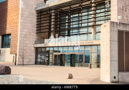 Cincinnati, Ohio - The National Underground Railroad Freedom Center, ein Museum über die Sklaverei und der Underground Railroad. Stockfoto