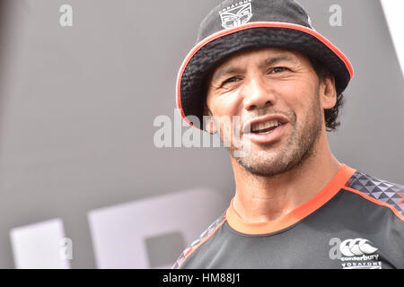 Auckland, Neuseeland. 1. Februar 2017. New Zealand Rugby-Liga Krieger großen Ruben Wiki spricht zu den Medien im Rahmen einer Pressekonferenz vor National Rugby League Nines-Turnier. Bildnachweis: Shirley Kwok/Pacific Press/Alamy Live-Nachrichten Stockfoto