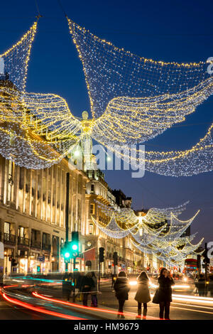 Weihnachtsbeleuchtung 2016, Regent Street, London, England, Vereinigtes Königreich Stockfoto