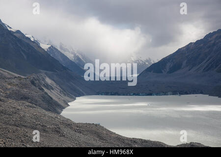 Blick über Tasman See zum Bezirk Tasman-Gletscher, Nationalpark Aoraki (Mount Cook), Mackenzie, Canterbury, Neuseeland Stockfoto