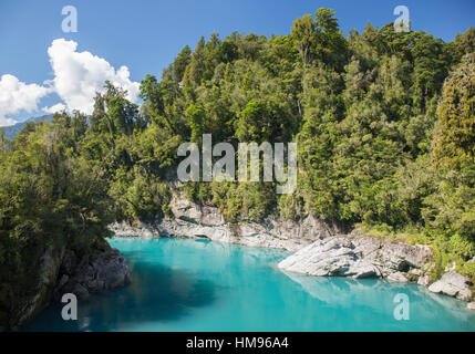 Blick entlang der Hokitika River, Hokitika Schlucht, Kowhitirangi, in der Nähe von Hokitika, Westland-Distrikt, West Coast, Neuseeland Stockfoto