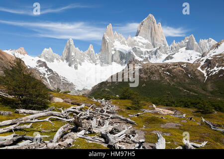 Blick auf Mount Fitz Roy auf Laguna de Los Tres Trail, El Chalten, Patagonien, Argentinien, Südamerika Stockfoto