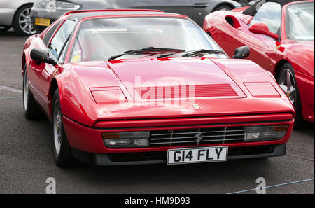 Vorderansicht eines roten, 1989, Ferrari 328 GTS, auf dem display Stockfoto