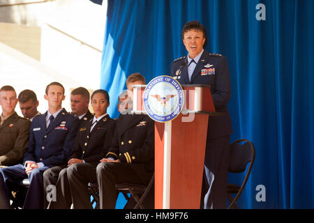 Washington, DC, 3. Oktober 2016: Generalleutnant Stayce D. Harris ehrt 2016 militärische Olymians und Paralympioniken im Pentagon Stockfoto